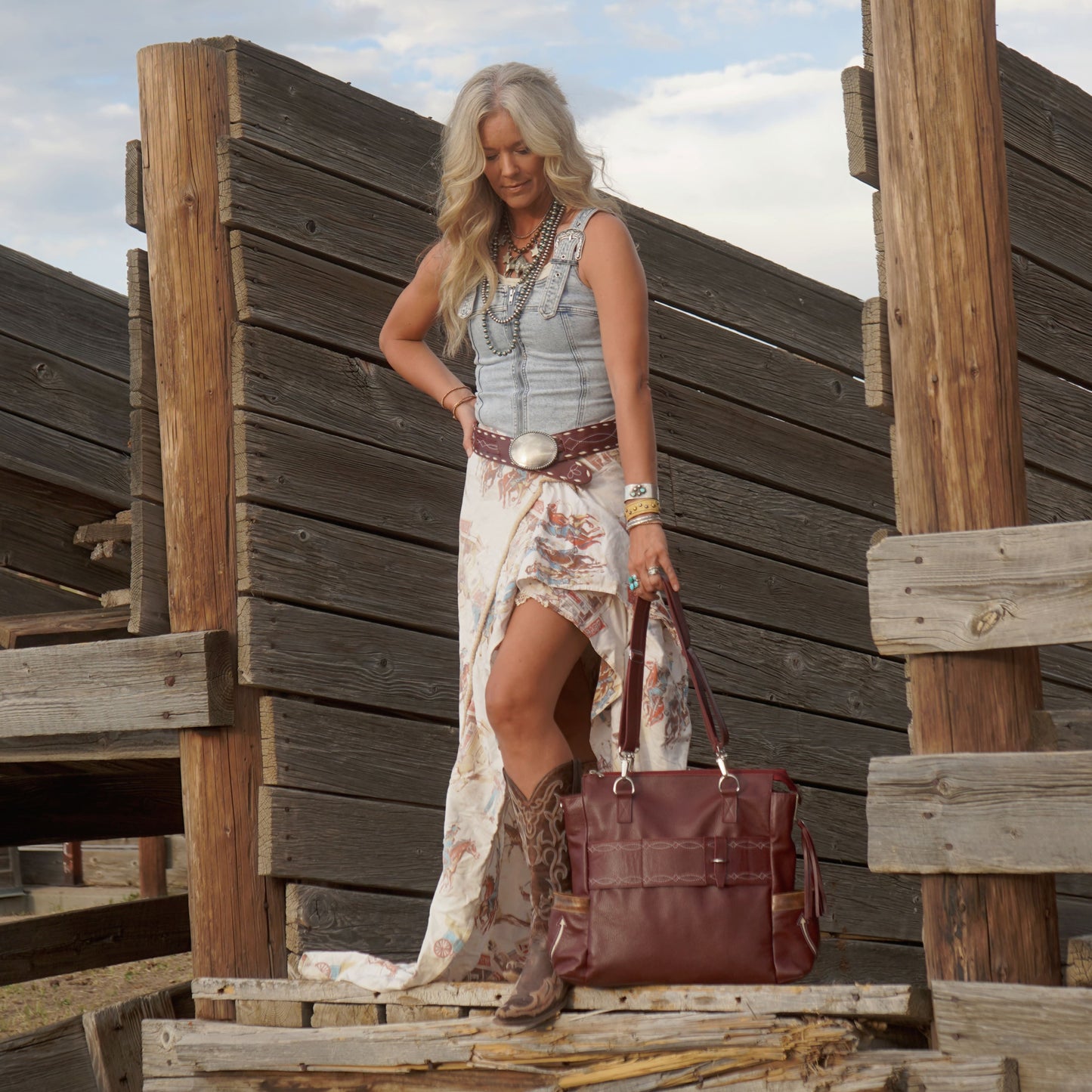 Mia - Wine Handbag