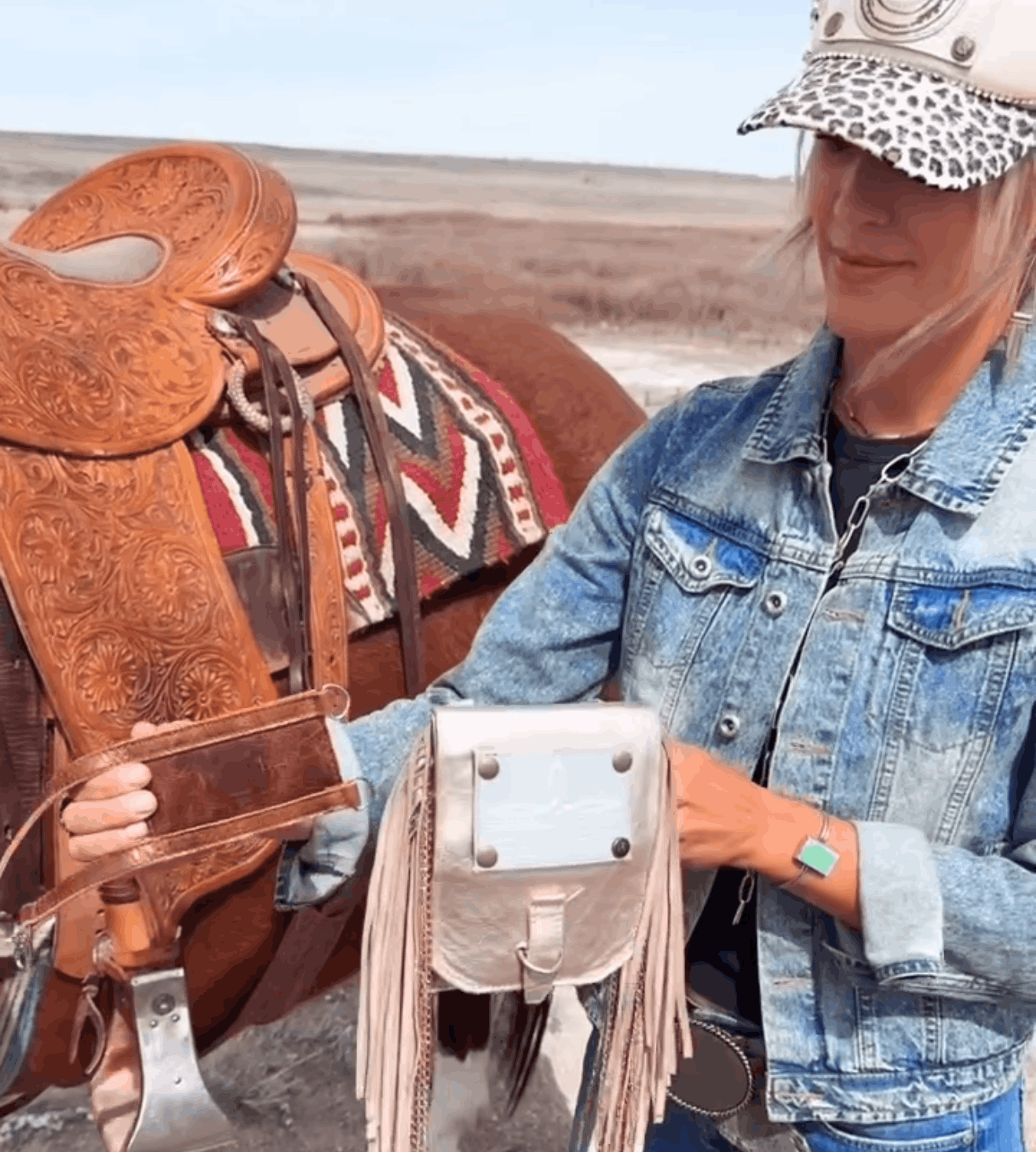 Saddle Adapter