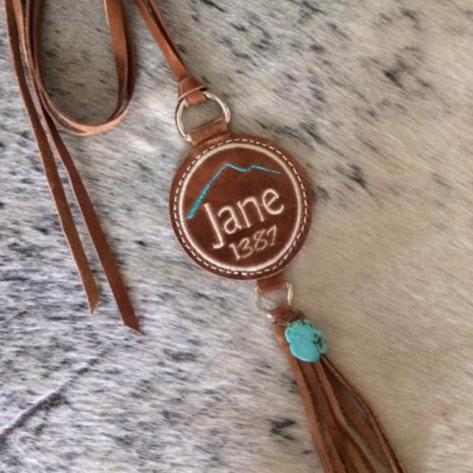 Name Necklace ~ Sisters on the fly